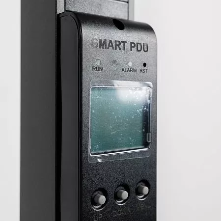 Блок розеток вертикальный с мониторингом MIK-2G-0U-32A-400-24-C13-3-C19-IEC60309-32-3-P-M